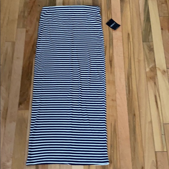 COPY - Forever 21 Skirt - Picture 1 of 5